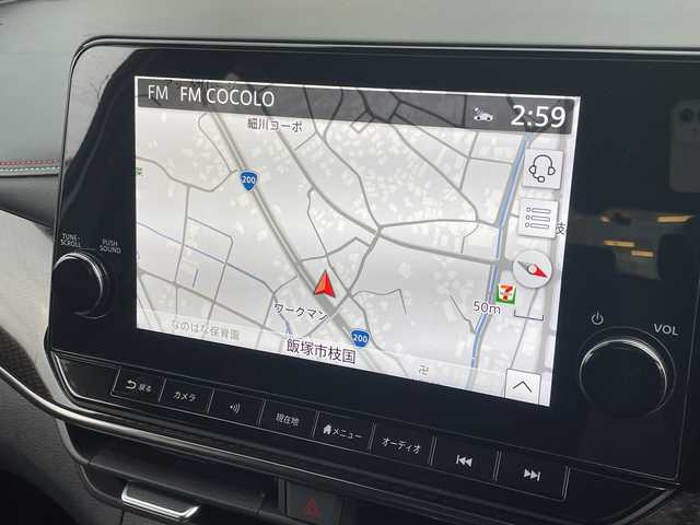 日産 オーラ 福岡県 2023(令5)年 1.5万km ピュアホワイトパール / スーパーブラック 2トーン 純正メーカーナビ/（フルセグTV/BT/USB/HDMI/AM/FM）/全方位カメラ/バックカメラ/nismoフルエアロ/プロパイロット/デジタルインナーミラー/レーダークルーズコントロール/ブラインドスポットモニター/置くだけ充電/電動パーキングブレーキ/オートホールド/純正17インチアルミホイール/ETC2.0/前後ドライブレコーダー/アイドリングストップ/スマートキー/スペアキー/純正フロアマット/ハーフレザーシート/車線逸脱警報/オートマチックハイビーム/LEDヘッドライト/ステアリングスイッチ/フォグランプ/ドアバイザー