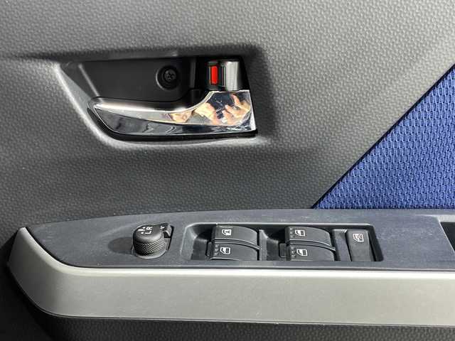 トヨタ タンク カスタムG－T 神奈川県 2020(令2)年 4.1万km ブラックマイカメタリック 純正7インチSDナビ(NSZT-W68T)/スマートアシストII/ドライブレコーダー/ブラインドスポットモニター/衝突被害軽減システム/バックカメラ/クルーズコントロール/両側パワースライドドア/横滑り防止装置/ETC/アイドリングストップ/LEDヘッドライト/フォグランプ/オートライト/ウィンカーミラー/電動格納ミラー/純正15インチAW/シートリフター/プッシュスタート/スマートキー/フロアマット