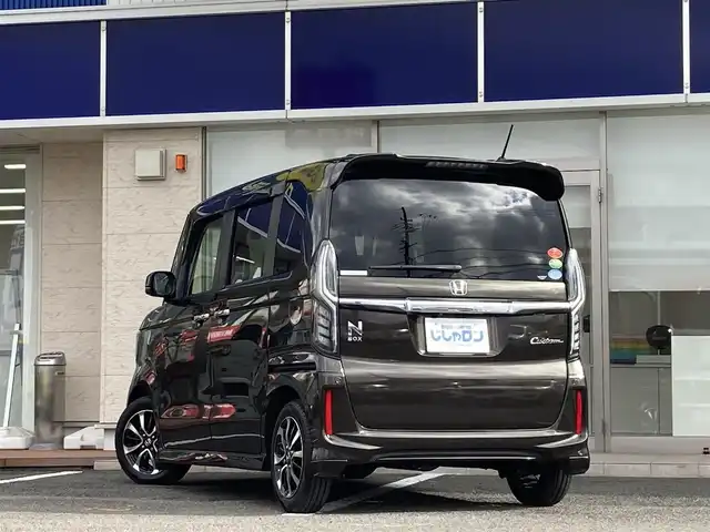 ホンダ Ｎ ＢＯＸ カスタム G L ホンダセンシング 静岡県 2018(平30)年 9.5万km プレミアムグラマラスブロンズP (株)IDOMが運営する【じしゃロン焼津店】の自社ローン対象車両になります。こちらは現金ご利用時の価格です。/自社ローンご希望の方は別途その旨お申付け下さい。 /純正メモリナビ/（フルセグＴＶ/Ｂｌｕｅｔｏｏｔｈ接続/ＣＤ/ＤＶＤ/ミュージックサーバー）/片側パワースライドドア/バックカメラ/衝突軽減ブレーキ/レーンキープアシスト/レーダークルーズ/ビルトインＥＴＣ/LEDヘッドライト/オートライト/プッシュスタート＆スマートキー