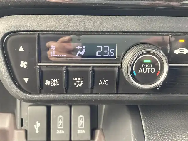 ホンダ Ｎ ＢＯＸ カスタム G L ホンダセンシング 静岡県 2018(平30)年 9.5万km プレミアムグラマラスブロンズP (株)IDOMが運営する【じしゃロン焼津店】の自社ローン対象車両になります。こちらは現金ご利用時の価格です。/自社ローンご希望の方は別途その旨お申付け下さい。 /純正メモリナビ/（フルセグＴＶ/Ｂｌｕｅｔｏｏｔｈ接続/ＣＤ/ＤＶＤ/ミュージックサーバー）/片側パワースライドドア/バックカメラ/衝突軽減ブレーキ/レーンキープアシスト/レーダークルーズ/ビルトインＥＴＣ/LEDヘッドライト/オートライト/プッシュスタート＆スマートキー