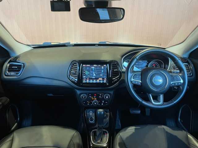 クライスラー・ジープ ジープ コンパス リミテッド 愛知県 2020(令2)年 3.5万km 白 純正ナビ/フルセグTV/バックカメラ/黒革シート/シートヒーター/アクティブクルーズコントロール/レーンキープアシスト/パークアシスト/コーナーセンサー/ブラインドスポットモニター/スマートキー/プッシュスタート