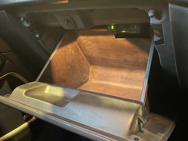 クライスラー・ジープ ジープ コンパス リミテッド 愛知県 2020(令2)年 3.5万km 白 純正ナビ/フルセグTV/バックカメラ/黒革シート/シートヒーター/アクティブクルーズコントロール/レーンキープアシスト/パークアシスト/コーナーセンサー/ブラインドスポットモニター/スマートキー/プッシュスタート