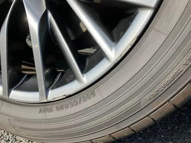 レクサス ＲＸ 200t Fスポーツ 山口県 2017(平29)年 6.9万km ホワイトノーヴァガラスフレーク 純正SDナビ・フルセグTV/サイド・バックカメラ/パノラマガラスサンルーフ/赤レザーシート/・パワーシート/・シートベンチレーション/・シートヒーター/ステアリングヒーター/レーダークルーズコントロール/プリクラッシュセーフティ/レーンキープアシスト/ブラインドスポットモニター/ヘッドアップディスプレイ/インテリジェントクリアランスソナー/パワーバックドア/LEDオートライト/LEDフォグ/スマートキー、カードキー/ETC2.0