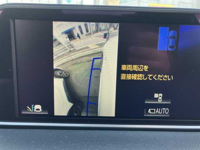 レクサス ＲＸ 200t Fスポーツ 山口県 2017(平29)年 6.9万km ホワイトノーヴァガラスフレーク 純正SDナビ・フルセグTV/サイド・バックカメラ/パノラマガラスサンルーフ/赤レザーシート/・パワーシート/・シートベンチレーション/・シートヒーター/ステアリングヒーター/レーダークルーズコントロール/プリクラッシュセーフティ/レーンキープアシスト/ブラインドスポットモニター/ヘッドアップディスプレイ/インテリジェントクリアランスソナー/パワーバックドア/LEDオートライト/LEDフォグ/スマートキー、カードキー/ETC2.0