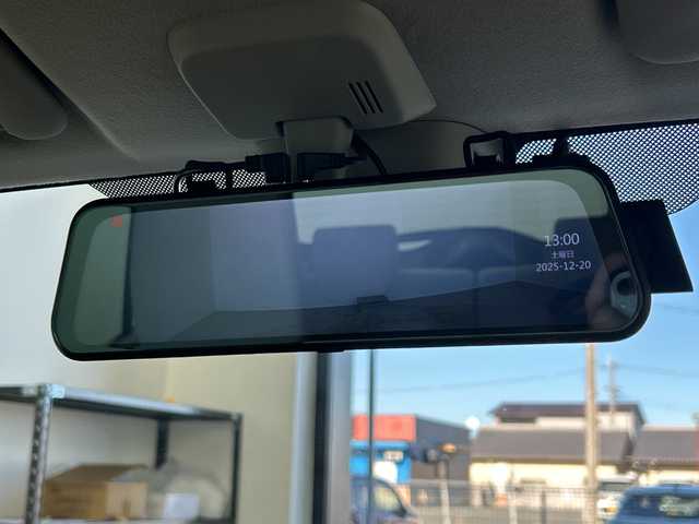 スズキ ラパン X 奈良県 2015(平27)年 6.8万km フォーンベージュメタリック/ホワイト2トーンルーフ 社外8インチナビ/フルセグTV/Bluetoothオーディオ/DVD再生/バックカメラ/衝突軽減ブレーキ/横滑り防止/デジタルインナーミラー型前後ドラレコ/エネチャージ/スマートキー/プッシュスタート/純正キセノンヘッドライト/運転席シートヒーター/ETC/アイドリングストップ/ウインカーミラー