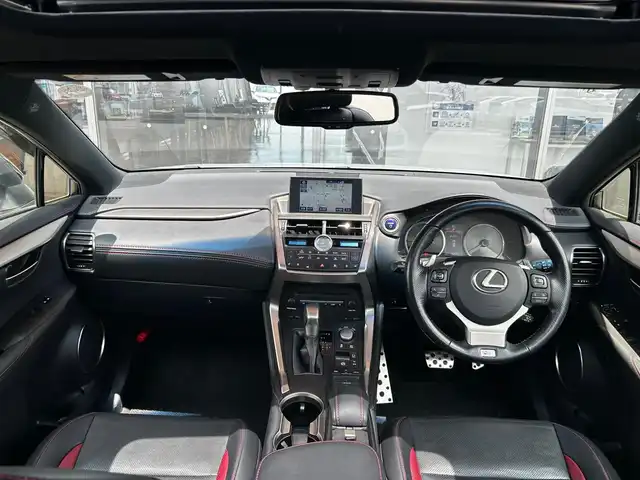 レクサス ＮＸ 300h Fスポーツ 富山県 2015(平27)年 7.9万km ホワイトノーヴァガラスフレーク 純正ナビ（TV/CD/DVD/BT/AMFM/USB/AUX)/パワーバックバックドア/前席パワーシート/ハンドルヒーター/クルーズコントロール（追従あり）/ETC/プッシュスタート/スマートキー（スペア1本）/純正18インチホイール/前席シートヒーター/サンルーフ/純正フロアマット/衝突軽減ブレーキ/横滑り防止