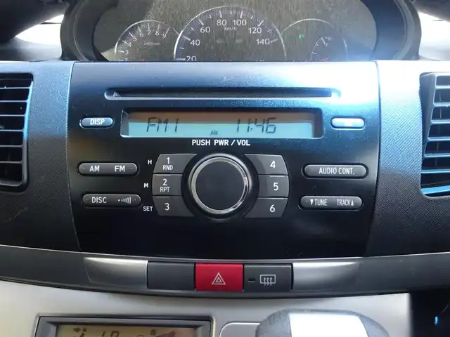 ダイハツ ムーヴ X VS Ⅲ 静岡県 2010(平22)年 3.8万km プラチナグレーメタリック ワンオーナー/禁煙車/取説・保証書/純正マット・バイザー/オートエアコン/純正CDオーディオ/スマートキー/純正14インチAW