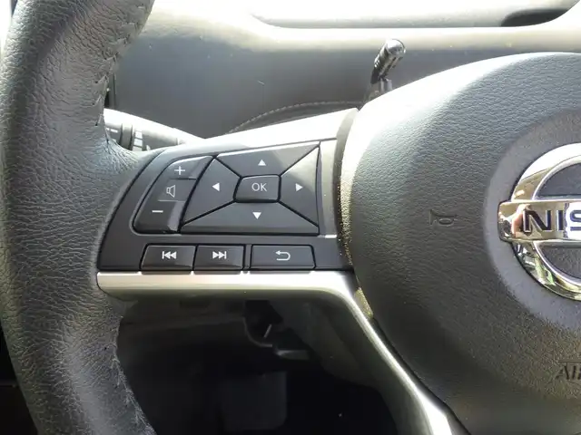 日産 セレナ ハイウェイスターVセレクションⅡ 千葉県 2019(平31)年 4.4万km マルーンレッド 2トーン エマージェンシーブレーキ/クルーズコントロール/アイドリングストップ/両側パワースライドドア/社外メモリーナビ/地デジTV/【DVD/CD再生機能　Bluetooth接続】/バックカメラ/ETC/LEDヘッドライト/フォグライト/ウインカーミラー/純正16インチアルミホイル/インテリジェントキー