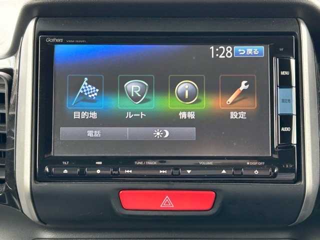 ホンダ Ｎ ＢＯＸ カスタム G Aパッケージ 千葉県 2014(平26)年 7.8万km プレミアムホワイトパール 純正ギャザーズナビ/フルセグTV/CD／DVD/SD再生/BT接続/バックカメラ/ETC/片側パワースライドドア/プッシュスタート/ウインカーミラー/ステアリングスイッチ/スマートキー/スペアキー×１/純正14インチアルミホイール/純正フロアマット/ドアバイザー/取扱説明書・保証書