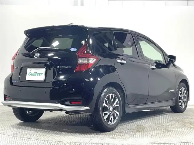 日産 ノート e－パワーオーテック 大阪府 2020(令2)年 1.3万km スーパーブラック 社外ナビ(フルセグ/DVD再生/Bluetooth) バックカメラ ETC 衝突軽減 レーンアシスト クリアランスソナー ドラレコ オートライト スマートキー プッシュスタート 禁煙車