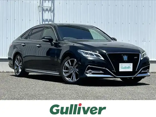 トヨタ クラウン ハイブリッド RS リミテッド 熊本県 2020(令2)年 7万km プレシャスブラックパール サンルーフ/黒本革シート/純正SD8インチナビ/・フルセグ/DVD/M-SD/USB/Bluetooth/10スピーカーサウンドシステム/パノラミックビューモニター/カラーヘッドアップディスプレイ/トヨタセーフティセンス/・プリクラッシュセーフティ/・レーダークルーズコントロール/・プリクラッシュセーフティ/・アダプティブハイビームシステム/・レーントレーシングアシスト/・ロードサインアシスト/LEDオートヘッドライト/ブラインドスポットモニター/インテリジェントクリアランスソナー/リヤクロストラフィックアラート/パーキングサポートブレーキ/パドルシフト/電動パーキング/ステアリングヒーター/前席シートヒーター/エアシート/前席パワーシート/スマートキー×2/ETC2.0/ドライブレコーダー/禁煙車