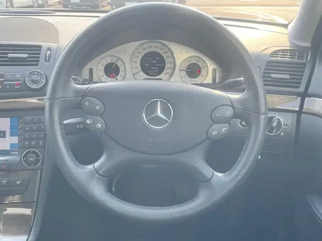 メルセデス・ベンツ Ｅ３２０ CDI アバンギャルド 島根県 2007(平19)年 11.9万km イリジウムシルバー 純正ナビ　/サンルーフ　/本革シート/ＥＴＣ　/運転席メモリーパワーシート　/前席シートヒーター　/スマートキー　/純正HIDヘッドライト　/純正17インチアルミホイール　/純正フロアマット