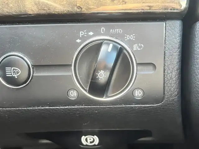 メルセデス・ベンツ Ｅ３２０ CDI アバンギャルド 島根県 2007(平19)年 11.9万km イリジウムシルバー 純正ナビ　/サンルーフ　/本革シート/ＥＴＣ　/運転席メモリーパワーシート　/前席シートヒーター　/スマートキー　/純正HIDヘッドライト　/純正17インチアルミホイール　/純正フロアマット