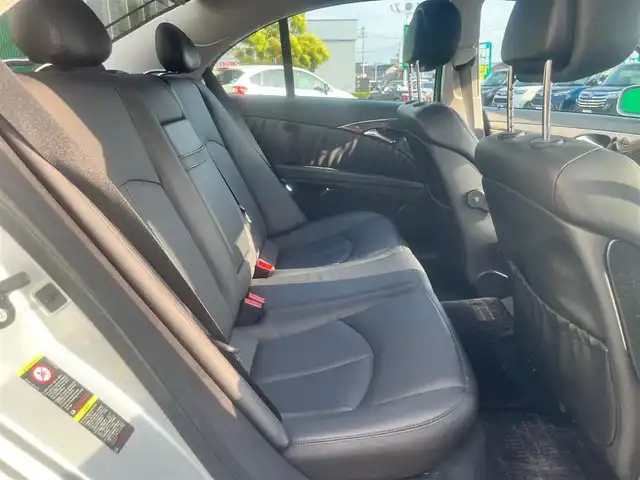 メルセデス・ベンツ Ｅ３２０ CDI アバンギャルド 島根県 2007(平19)年 11.9万km イリジウムシルバー 純正ナビ　/サンルーフ　/本革シート/ＥＴＣ　/運転席メモリーパワーシート　/前席シートヒーター　/スマートキー　/純正HIDヘッドライト　/純正17インチアルミホイール　/純正フロアマット