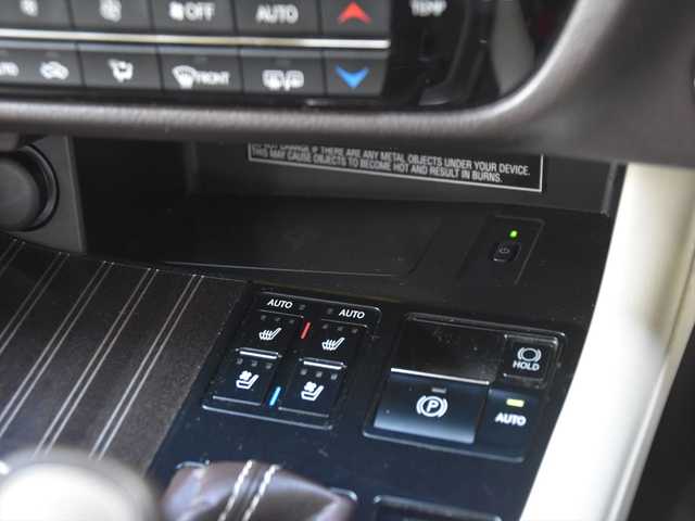 レクサス ＲＸ 450h バージョンL 和歌山県 2019(平31)年 5.4万km 黒 パノラマSR /ベージュレザー /HUD /360度カメラ /オートテールゲート /レーダークルーズコントロール /プリクラッシュセーフティ/BSM /LKA/ベンチレーション /シートヒーター /純ナビ /TV/3眼LED/ドラレコ /純20incAW /ETC
