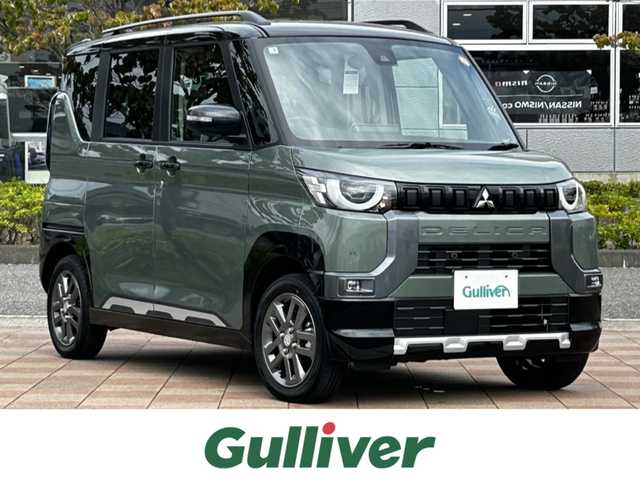 三菱 デリカミニ T プレミアム 福島県 2025(令7)年 0.1千km 緑Ⅱ T　PREMIUM　4WD　9型ディスプレイオーディオ（121/330）　サイドデカール（33/440）/4WD/純正ディスプレイオーディオ/360°カメラ/衝突被害軽減システム/車線逸脱警報/クルーズコントロール/ハーフレザーシート/両側パワースライドドア/横滑り防止装置/ETC/アイドリングストップ/LEDヘッドライト/フォグランプ/オートライト/ウィンカーミラー/電動格納ミラー/純正15インチAW/シートヒーター/シートリフター/ステアリングヒーター/プッシュスタート/スマートキー/フロアマット