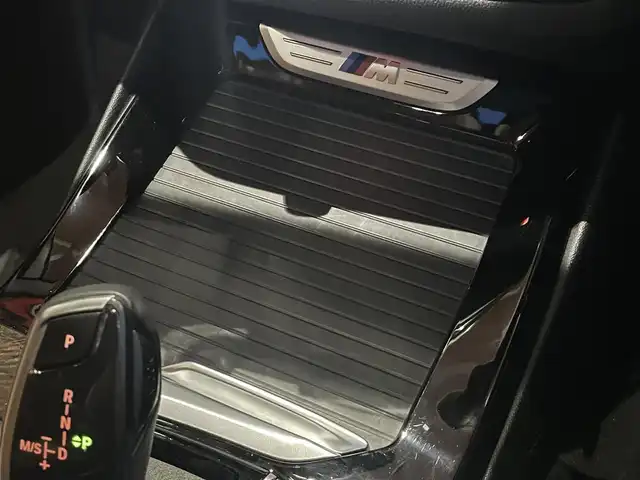 ＢＭＷ Ｘ３ xDrive20d Mスポーツ 宮城県 2019(令1)年 2.9万km ソフィスト・グレー・ブリリアント・エフェクト ハイラインパッケージ/セレクトパッケージ/パノラマサンルーフ/harman/kardonサウンドシステム/ヘッドアップディスプレイ/iDriveナビゲーションシステム/フルセグTV/全方位カメラ/キャメルレザーシート/シートヒーター/メモリ機能付きパワーシート/純正20インチAW/LEDヘッドライト/オートマチックハイビーム/パドルシフト/ステアリングスイッチ/コンフォートアクセス/パワーバックドア