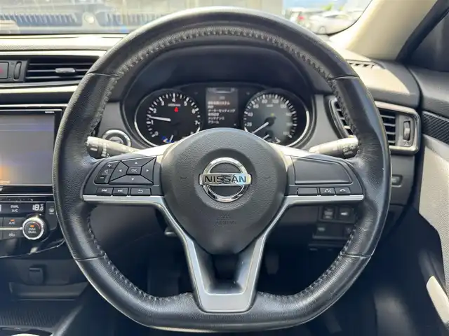 日産 エクストレイル ハイブリッド 20X 滋賀県 2019(令1)年 7.6万km ブリリアントホワイトパール 純正9インチナビ/CD/DVD/Bluetooth/AUX/FM/AM/フルセグテレビ/バックカメラ/サンルーフ/ETC/インテリジェントエマージェンシーブレーキ/・踏み間違い衝突防止アシスト/・LDW(車線逸脱警報)/・進入禁止標識認知システム/・フロント/バックソナー/LEDヘッドライト/オートライト/プッシュスタート /スマートキー