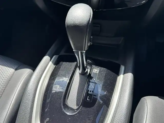 日産 エクストレイル ハイブリッド 20X 滋賀県 2019(令1)年 7.6万km ブリリアントホワイトパール 純正9インチナビ/CD/DVD/Bluetooth/AUX/FM/AM/フルセグテレビ/バックカメラ/サンルーフ/ETC/インテリジェントエマージェンシーブレーキ/・踏み間違い衝突防止アシスト/・LDW(車線逸脱警報)/・進入禁止標識認知システム/・フロント/バックソナー/LEDヘッドライト/オートライト/プッシュスタート /スマートキー
