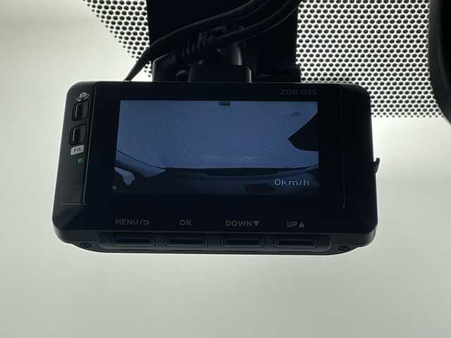 トヨタ アクア Z 鹿児島県 2023(令5)年 1.3万km プラチナホワイトパールマイカ 純正メーカーOPナビ/(BT/AM/FM/フルセグTV)/ワンオーナー/トヨタセーフティセンス/プリクラッシュセーフティ/アラウンドビューモニター/レーダークルーズコントロール/ブラインドスポットモニター/オートマチックハイビーム/革巻きステアリング/ステアリングスイッチ/ミラーキャスト/ビルトインETC/前後コーナーセンサー/前後ドライブレコーダー/純正LEDヘッドライト/純正フロアマット/フロントフォグライト/保証書