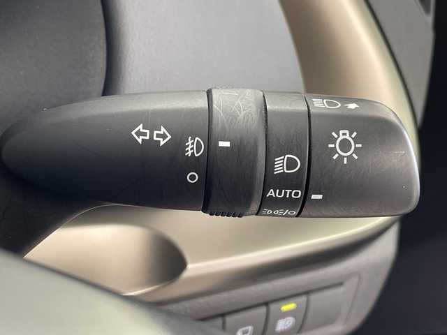 トヨタ アクア Z 鹿児島県 2023(令5)年 1.3万km プラチナホワイトパールマイカ 純正メーカーOPナビ/(BT/AM/FM/フルセグTV)/ワンオーナー/トヨタセーフティセンス/プリクラッシュセーフティ/アラウンドビューモニター/レーダークルーズコントロール/ブラインドスポットモニター/オートマチックハイビーム/革巻きステアリング/ステアリングスイッチ/ミラーキャスト/ビルトインETC/前後コーナーセンサー/前後ドライブレコーダー/純正LEDヘッドライト/純正フロアマット/フロントフォグライト/保証書