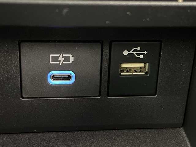 トヨタ アクア Z 鹿児島県 2023(令5)年 1.3万km プラチナホワイトパールマイカ 純正メーカーOPナビ/(BT/AM/FM/フルセグTV)/ワンオーナー/トヨタセーフティセンス/プリクラッシュセーフティ/アラウンドビューモニター/レーダークルーズコントロール/ブラインドスポットモニター/オートマチックハイビーム/革巻きステアリング/ステアリングスイッチ/ミラーキャスト/ビルトインETC/前後コーナーセンサー/前後ドライブレコーダー/純正LEDヘッドライト/純正フロアマット/フロントフォグライト/保証書