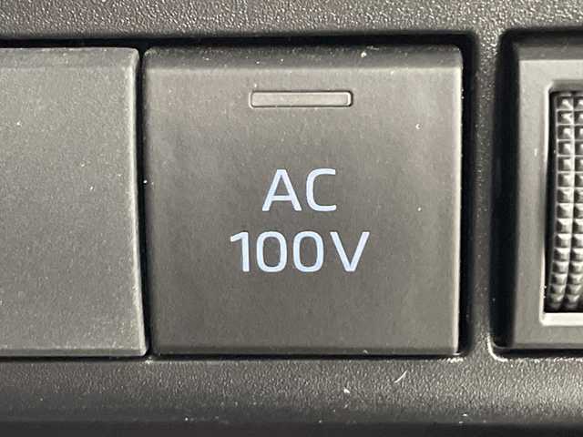 トヨタ アクア Z 鹿児島県 2023(令5)年 1.3万km プラチナホワイトパールマイカ 純正メーカーOPナビ/(BT/AM/FM/フルセグTV)/ワンオーナー/トヨタセーフティセンス/プリクラッシュセーフティ/アラウンドビューモニター/レーダークルーズコントロール/ブラインドスポットモニター/オートマチックハイビーム/革巻きステアリング/ステアリングスイッチ/ミラーキャスト/ビルトインETC/前後コーナーセンサー/前後ドライブレコーダー/純正LEDヘッドライト/純正フロアマット/フロントフォグライト/保証書