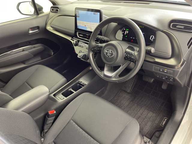 トヨタ アクア Z 鹿児島県 2023(令5)年 1.3万km プラチナホワイトパールマイカ 純正メーカーOPナビ/(BT/AM/FM/フルセグTV)/ワンオーナー/トヨタセーフティセンス/プリクラッシュセーフティ/アラウンドビューモニター/レーダークルーズコントロール/ブラインドスポットモニター/オートマチックハイビーム/革巻きステアリング/ステアリングスイッチ/ミラーキャスト/ビルトインETC/前後コーナーセンサー/前後ドライブレコーダー/純正LEDヘッドライト/純正フロアマット/フロントフォグライト/保証書