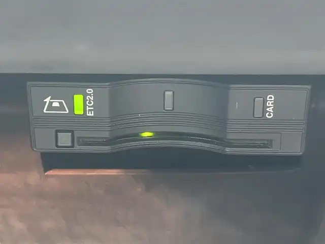 クライスラー・ジープ ジープ コンパス リミテッド 愛知県 2021(令3)年 3.1万km 黒 メーカーオプションナビ【Bluetooth USB AUX フルセグ】/４WD/アルパインサウンドシステム/バックカメラ/ETC2.0/パーキングアシスト/アダプティブクルーズコントロール/衝突被害軽減ブレーキ/レーンキープアシスト/ブラインドスポットモニター/スピードリミッター/クリアランスソナー/LEDヘッドライト/オートライト/フォグランプ/リアフォグランプ/ヘッドライトレベライザー/ステアリングリモコン/パワーシート/前席シートヒーター/AC100V/ルーフレール/純正フロアマット/純正アルミホイール