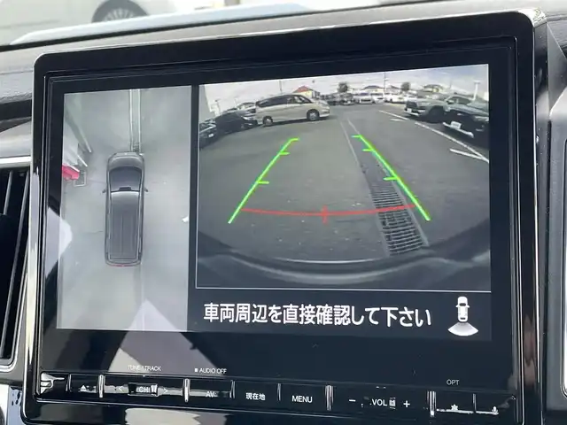 三菱 デリカＤ：５ P 東京都 2022(令4)年 3.1万km ホワイトダイヤモンド 純正10.1型ナビ/KUHL　D5R-RSフロントディフューザー/KUHL　D5R-RSレーシングボンネット/KUHL　D5R-RSリアディレイラー/JAOS　フェンダーガーニッシュType-X/全周囲カメラ/フルセグTV/ETC/前方ドライブレコーダー/電装ステップ/e-Assist/・衝突軽減ブレーキ/・車線逸脱警報システム/・後側方車両検知警報システム/・誤発進抑制機能/・レーダークルーズコントロール/・オートマチックハイビーム/前席シートヒーター/運転席のみパワーシート/ステアリングヒーター/両側パワースライドドア/パワーバックドア/パドルシフト/アイドリングストップ/シートカバー