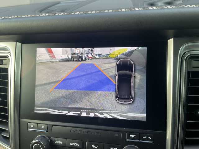 ポルシェ マカン S 和歌山県 2019(平31)年 4.8万km 白 ベージュ革 /LDW /ナビ /Bカメラ /ワンオーナー /オートテールゲート /パワーシート /シートヒーター /サイドカメラ /アイドリングストップ /純18incAW /パドルシフト /CD /DVD /Bluetoothオーディオ /HIDライト /ETC