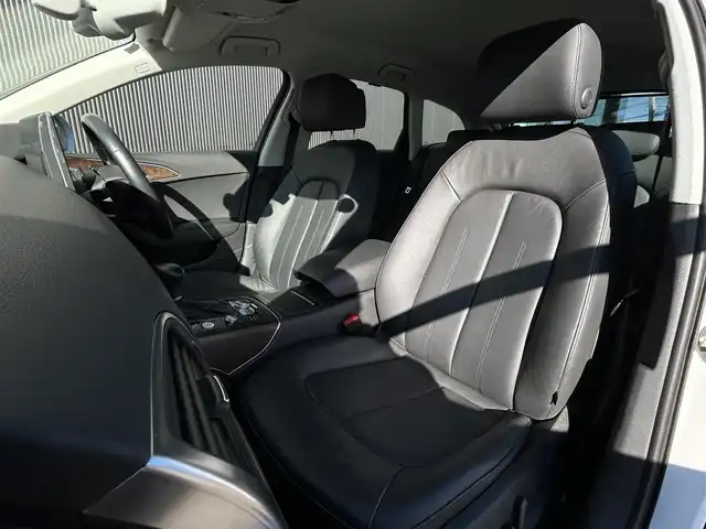 アウディ Ａ６ オールロードクワトロ 長野県 2015(平27)年 4.6万km パール ４ＷＤ/　当店買取車両/　エアサス/　ＢＯＳＥサウンド/　クルーズコントロール/　パワーシート/　シートヒーター/　黒革シート/　オートライト/　オートハイビーム/　ＥＴＣ/　ダウンヒルアシスト/　オートホールド/　純正ナビ/　エンジンスタートボタン