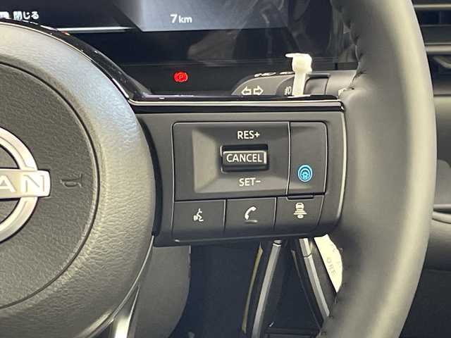 日産 セレナ e－パワー ハイウェイスター V 群馬県 2025(令7)年 0.1千km プリズムホワイト 禁煙車　登録済未使用車　純正１２．３型ナビ　純正後席モニター　全方位カメラ　プロパイロット　エマージェンシーブレーキ　ＢＭＳ　レーダークルーズ　オートハイビーム　ドライブレコーダー付電子ミラー