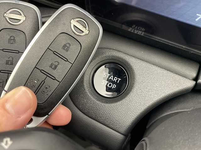 日産 セレナ e－パワー ハイウェイスター V 群馬県 2025(令7)年 0.1千km プリズムホワイト 禁煙車　登録済未使用車　純正１２．３型ナビ　純正後席モニター　全方位カメラ　プロパイロット　エマージェンシーブレーキ　ＢＭＳ　レーダークルーズ　オートハイビーム　ドライブレコーダー付電子ミラー