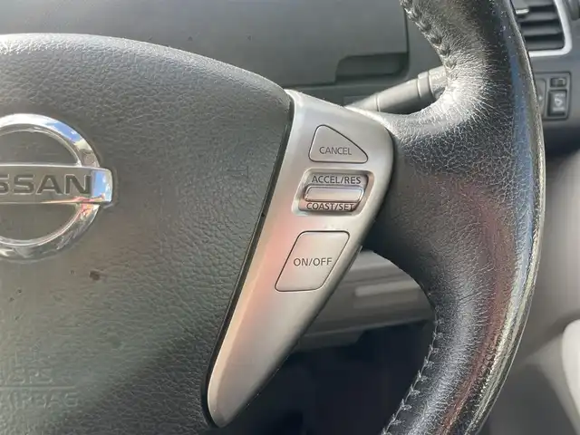 日産 セレナ 20G 島根県 2012(平24)年 11.1万km ブリリアントホワイトパール 純正ナビ　/ＤＶＤ再生　/ＥＴＣ　/クルーズコントロール　/全方位カメラ　/前後コーナーセンサー　/両側パワースライドドア　/後席モニター　/スマートキー　/プッシュスタート　/純正フロアマット