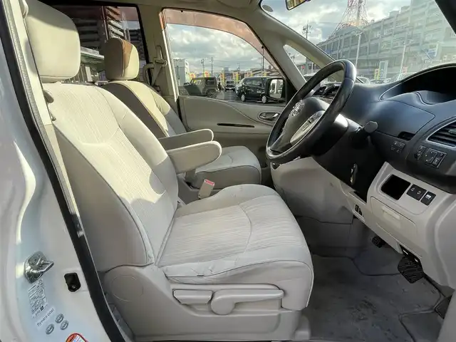 日産 セレナ 20G 島根県 2012(平24)年 11.1万km ブリリアントホワイトパール 純正ナビ　/ＤＶＤ再生　/ＥＴＣ　/クルーズコントロール　/全方位カメラ　/前後コーナーセンサー　/両側パワースライドドア　/後席モニター　/スマートキー　/プッシュスタート　/純正フロアマット