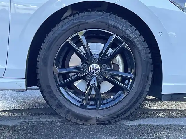 フォルクスワーゲン ＶＷ ゴルフ eTSI アクティブ 群馬県 2021(令3)年 4.7万km ピュアホワイト 純正ナビ　/フルセグ・Ｂｌｕｅｔｏｏｔｈ・スマホ接続　/バックカメラ　/ドラレコ　/純正ＡＷ付サマータイヤあり　/スマートキー２本　/パドルシフト　/衝突軽減ブレーキ　/レーンアシスト　/ヘッドアップディスプレイ