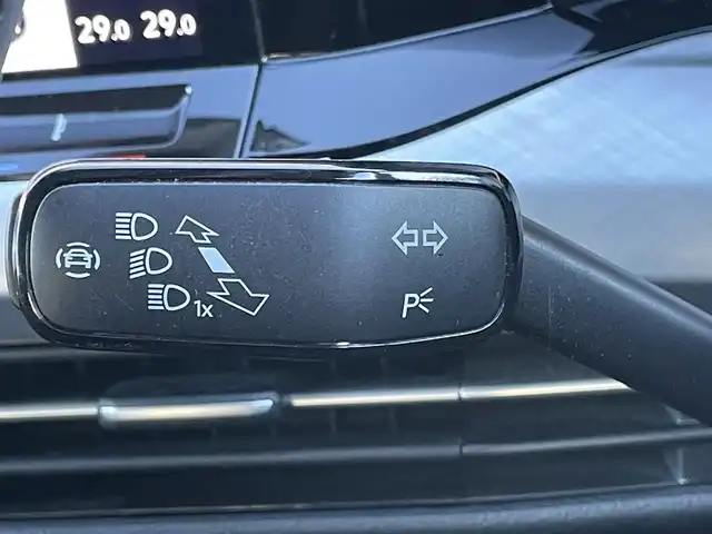 フォルクスワーゲン ＶＷ ゴルフ eTSI アクティブ 群馬県 2021(令3)年 4.7万km ピュアホワイト 純正ナビ　/フルセグ・Ｂｌｕｅｔｏｏｔｈ・スマホ接続　/バックカメラ　/ドラレコ　/純正ＡＷ付サマータイヤあり　/スマートキー２本　/パドルシフト　/衝突軽減ブレーキ　/レーンアシスト　/ヘッドアップディスプレイ