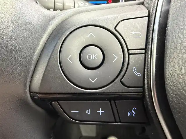 トヨタ ハリアー ハイブリッド Z 愛知県 2020(令2)年 2万km ホワイトパールクリスタルシャイン JBLサウンド/ワイヤレス充電/純正12.3インチディスプレイオーディオ/アラウンドビューモニター/フルセグTV/トヨタセーフティセンス/衝突被害軽減システム/レーダークルーズコントロール/横滑り防止装置/コーナーセンサー/レーンキープアシスト/ブラインドスポットモニター/オートライト/オートマチックハイビーム/LEDヘッドライト/LEDフォグライト/デジタルインナーミラー/パワーバックドア/ETC2.0/電動パワーシート/純正19インチアルミホイール/社外フロアマット/ヘッドアップディスプレイ/プッシュスタート/スマートキー/スペアキー