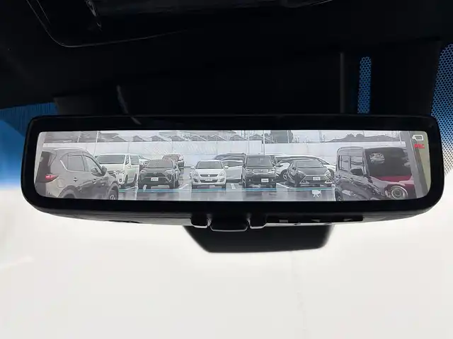 トヨタ ハリアー ハイブリッド Z 愛知県 2020(令2)年 2万km ホワイトパールクリスタルシャイン JBLサウンド/ワイヤレス充電/純正12.3インチディスプレイオーディオ/アラウンドビューモニター/フルセグTV/トヨタセーフティセンス/衝突被害軽減システム/レーダークルーズコントロール/横滑り防止装置/コーナーセンサー/レーンキープアシスト/ブラインドスポットモニター/オートライト/オートマチックハイビーム/LEDヘッドライト/LEDフォグライト/デジタルインナーミラー/パワーバックドア/ETC2.0/電動パワーシート/純正19インチアルミホイール/社外フロアマット/ヘッドアップディスプレイ/プッシュスタート/スマートキー/スペアキー