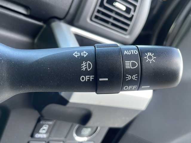 ダイハツ ウェイク X SA 熊本県 2014(平26)年 7万km ブラックマイカメタリック (株)IDOMが運営する【じしゃロン熊本店】の自社ローン対象車両になります。こちらは現金ご利用時の価格です。/自社ローンご希望の方は別途その旨お申付け下さい。/社外ナビ　/バックカメラ　/片側パワースライドドア　/ＥＴＣ　/スマートアシスト　/アイドリングストップ　/ＬＥＤヘッドライト　/Ｗ＋サイドエアバッグ　/ステアリングスイッチ　/オートライト　/プッシュスタート