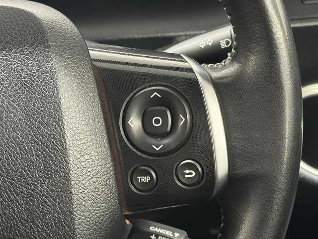 トヨタ シエンタ ハイブリッド G 三重県 2020(令2)年 5.6万km ブラックマイカ/センシュアルレッドマイカ ハイブリッド/FF/インパネCVT/純正 7インチナビ NSZT-W68T/（AM/FM/CD/DVD/TV/SD/SDREC/Bluetooth）/バックガイドモニター/両側パワースライドドア/ドライブレコーダー 前後/ビルトイン ETC/Toyota Safety Sense/・プリクラッシュセーフティ［PCS］/・レーンディパーチャーアラート［LDA］/・オートハイビーム［AHB］/・先行車発進告知機能/・インテリジェントクリアランスソナー［パーキングサポートブレーキ（静止物）］/など/装備/・オートエアコン/・LEDヘッドランプ/・ステアリングスイッチ/・充電用USBジャックx2/・電動格納ドアミラー/・プッシュスタート/・スマートキーx2/・【OP】純正 15inAW/・保/取/ナビ取/など