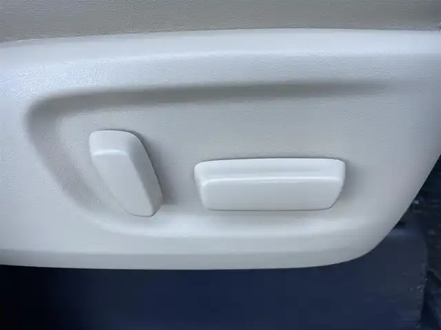 トヨタ アルファード G 東京都 2020(令2)年 6.3万km ラグジュアリーホワイトパールクリスタルシャインガラスフレーク 純正メーカーナビ/純正フリップダウンモニター/全周囲カメラ/フルセグTV/Bluetooth/CD/DVD/USB/JBLサウンドシステム/トヨタセーフティセンス/・プリクラッシュセーフティシステム/・横滑り防止装置/・車線逸脱警報装置/・レーダークルーズコントロール/・デジタルインナーミラー/ブラインドスポットモニター/両側電動スライドドア/前席シートヒーター、前席シートクーラー/クリアランスソナー/パワーバックドア/オットマン/アドバンスドパーク/前席パワーシート(運転席メモリーシート)/スマートキー/純正マット