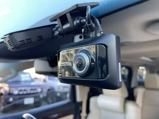 トヨタ アルファード G 東京都 2020(令2)年 6.3万km ラグジュアリーホワイトパールクリスタルシャインガラスフレーク 純正メーカーナビ/純正フリップダウンモニター/全周囲カメラ/フルセグTV/Bluetooth/CD/DVD/USB/JBLサウンドシステム/トヨタセーフティセンス/・プリクラッシュセーフティシステム/・横滑り防止装置/・車線逸脱警報装置/・レーダークルーズコントロール/・デジタルインナーミラー/ブラインドスポットモニター/両側電動スライドドア/前席シートヒーター、前席シートクーラー/クリアランスソナー/パワーバックドア/オットマン/アドバンスドパーク/前席パワーシート(運転席メモリーシート)/スマートキー/純正マット