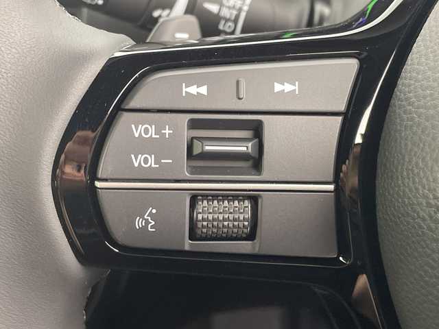 ホンダ ステップワゴン スパーダ eHEV 愛知県 2025(令7)年 0.1万km クリスタルブラックパール 11インチナビ/Bluetooth/ホンダセンシング /レーダークルーズコントロール/パドルシフト/オートライト/LEDライト/シートヒーター（D/N）/両側パワースライドドア/パワーバックドア/スマートキー