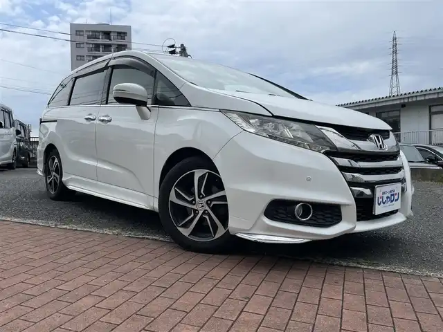 ホンダ オデッセイ アブソルート 福岡県 2014(平26)年 9.7万km ホワイトオーキッドパール 純正ナビ【VXM-145VFEi】/フリップダウンモニター/ETC/シティブレーキアクティブシステム/横滑り防止装置/コーナーセンサー/アイドリングストップ/ISOFIX/ウィンカーミラー/クルーズコントロール/ドアバイザー/プッシュスタート/両側パワースライドドア