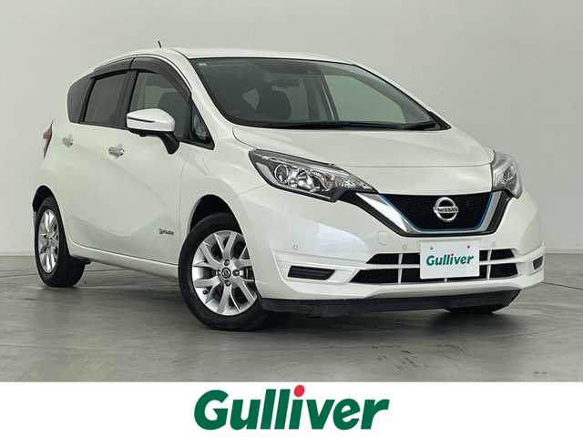 日産 ノート e－パワー X 群馬県 2019(平31)年 6.5万km ブリリアントホワイトパール アラウンドビューモニター/インテリジェントルームミラー/ヒーター付ドアミラー/LEDヘッドランプ/＝＝＝＝＝＝/純正7インチナビ/(AM/FM/Bluetooth/フルセグTV/CD/DVD/AUX)/純正前方ドライブレコーダー(DJ4-D)/エマージェンシーブレーキ/レーンキープアシスト/ETC/プッシュスタート/スマートキー/純正15インチアルミホイール