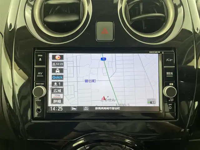 日産 ノート e－パワー X 群馬県 2019(平31)年 6.5万km ブリリアントホワイトパール アラウンドビューモニター/インテリジェントルームミラー/ヒーター付ドアミラー/LEDヘッドランプ/＝＝＝＝＝＝/純正7インチナビ/(AM/FM/Bluetooth/フルセグTV/CD/DVD/AUX)/純正前方ドライブレコーダー(DJ4-D)/エマージェンシーブレーキ/レーンキープアシスト/ETC/プッシュスタート/スマートキー/純正15インチアルミホイール
