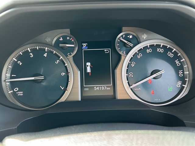 トヨタ ランドクルーザー プラド TX Lパッケージ 茨城県 2020(令2)年 5.5万km ホワイトパールクリスタルシャイン モデリスタエアロ/ムーンルーフ/ALPINE製後席ヘッドレストモニター/ALPINEフローティングナビ/CD/DVD/Bluetooth/フルセグTV/バックカメラ/トヨタセーフティセンス/・プリクラッシュセーフティ/・レーンディパーチャーアラート/・オートマチックハイビーム/・レーダークルーズコントロール/・ロードサインアシスト/先行者発進告知/ビルトインETC/前席パワーシート/前席シートヒーター/エアシート/RAYS製AW/純正19インチAW付きスタッドレスタイヤ4本あり 5mm/オートライト/LEDヘッドライト/社外ヒッチメンバー/airplexバグガード