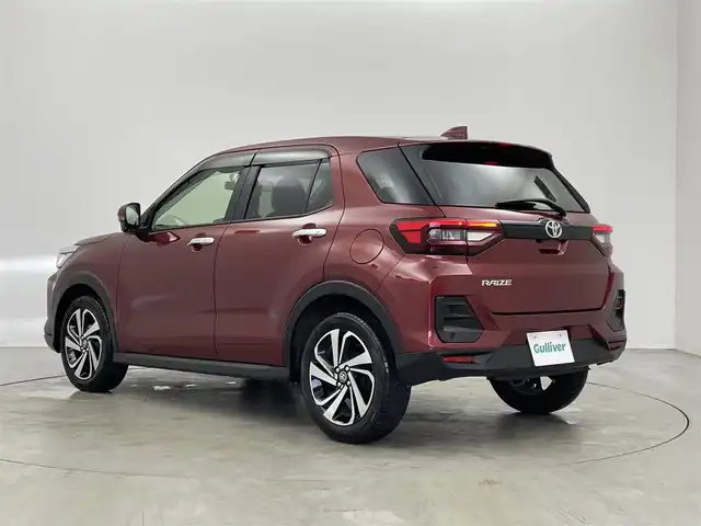 トヨタ ライズ Z 埼玉県 2022(令4)年 1.3万km ファイアークォーツレッドM 純正９インチナビ　バックカメラ　前後ドライブレコーダー　シートヒーター　レーダークルーズコントロール　ＬＥＤヘッドライト　スマートアシスト　地デジフルセグ　Ｂｌｕｅｔｏｏｔｈ　スマートキー